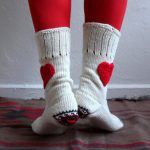 Wollsocken oder Filzpantoffeln